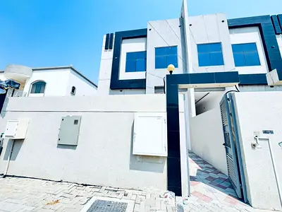 Al azra street 2 Villa # 76/6 3bhk with majlis&hall Maid room Rent 120k 4 payments Deposit 5% chequ