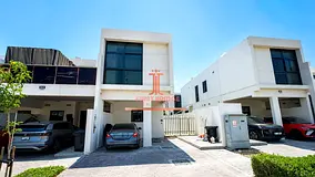 Elegant Townhouse | 3BR + Maid | Corner Unit