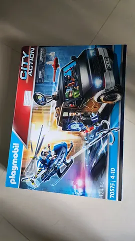Lego. Playmobil. CityAction