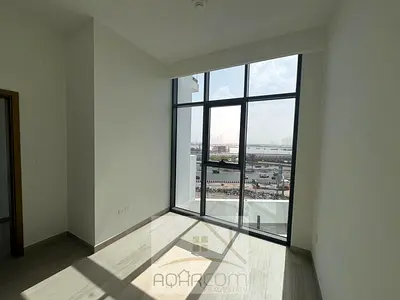 Creek View 1BR | Balcony | Pool & Gym