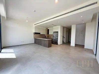 Prime Location | Ready Now | Single Row