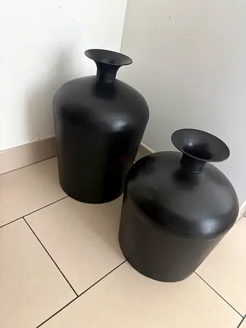 Set of 2 Black Decorative Vases – Matte Bottle Shape