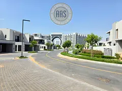 Brand New Luxurious Huge 4bhk Villa Available With Maids Room