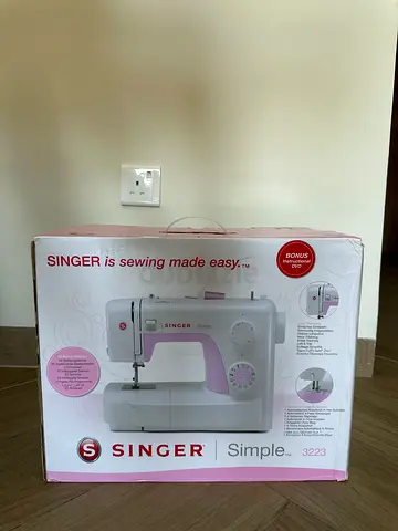 Singer Simple 3223 Portable Sewing Machine - Lightly Used - in Box