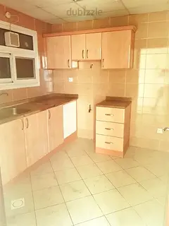 READY TO MOVE 1BHK 31K 32K WITH EUROPEAN TYPE KITCHEN FOR COUPLES AT DXB BRDR FRONT OF DANATA AND RT