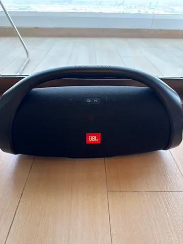 JBL portable Bluetooth speaker (large boombox) - good condition