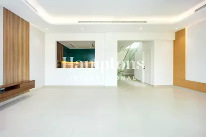 Vastu | Single Row | Unfurnished | Ready to Move