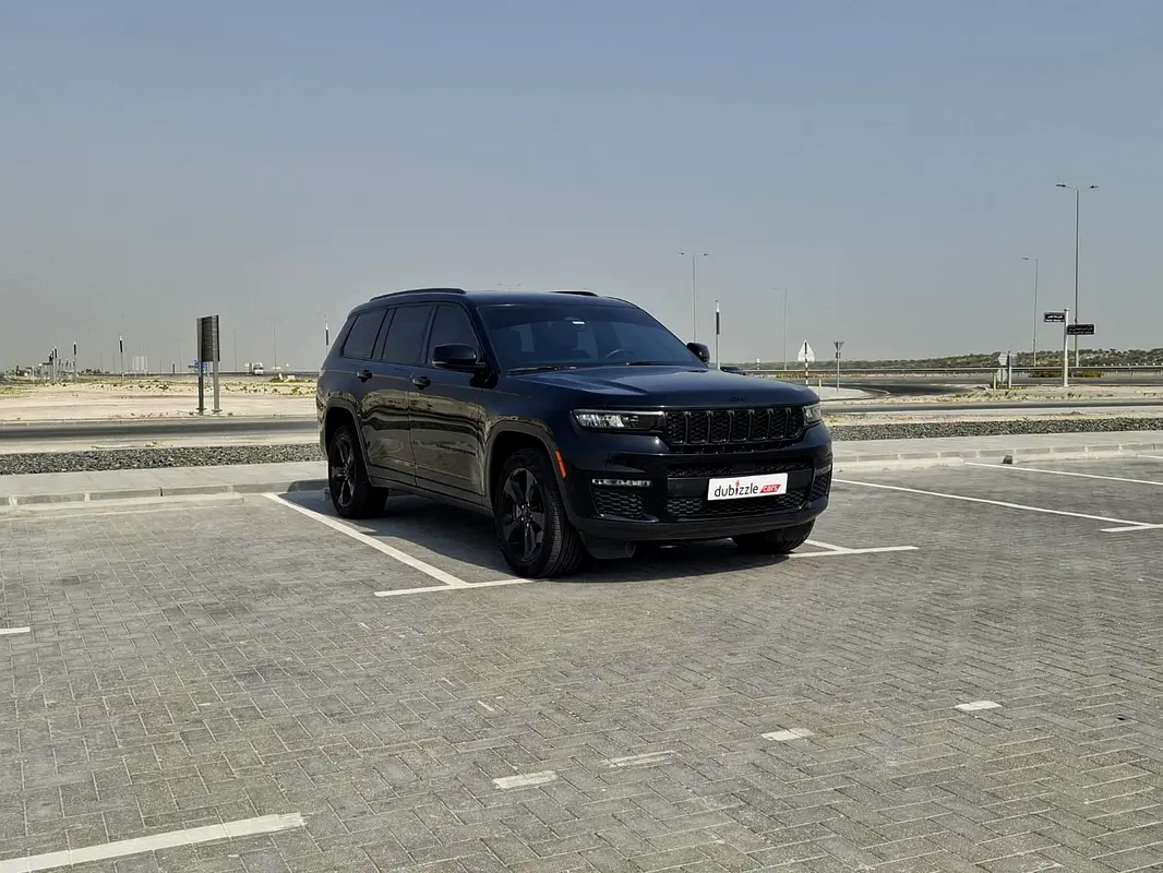 Jeep Grand Cherokee L 2022 — photo 1 of 15