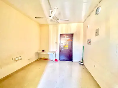 Lavish studio full family building near to Jim's school 17k