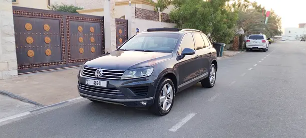 4WD GCC VW Touareg top range in immaculate condition. Very well maintained. Used by an Expat Family