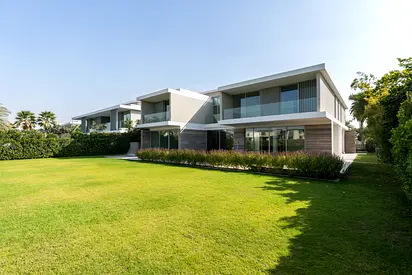 Direct Golf Course View | Luxury 6 Bed Villa | Premium Living