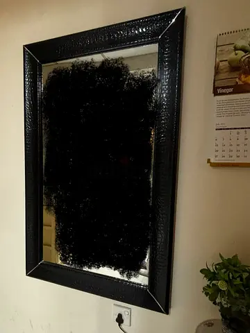 🪞 Large Black Crocodile Textured Wall Mirror – Excellent Condition