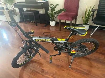 Foldable kids/teen mountain bike - Sports Inc., good condition