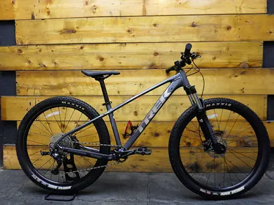 Trek Marlin 7 Mountain Bike