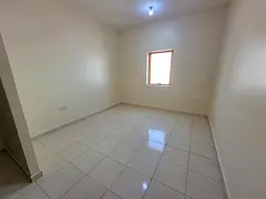Spacious Studio with separate kitchen, central ac and gas