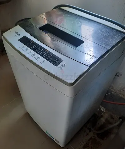 Washing machine (Super General) top load full automatic single hand use 2 yrs old
