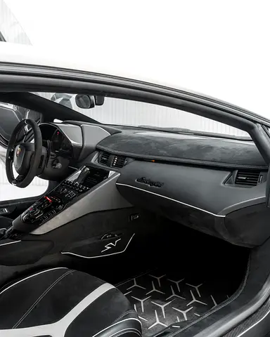صورة مصغرة 12 لـ 2017 Lamborghini AVENTADOR