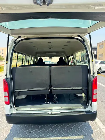 2013 Toyota HIACE 照片 11