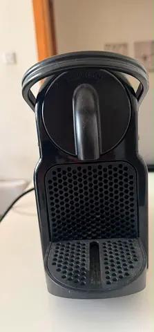 Nespresso Inissia Coffee Machine – Excellent Condition ☕  Selling my Nespresso Inissia coffee machin