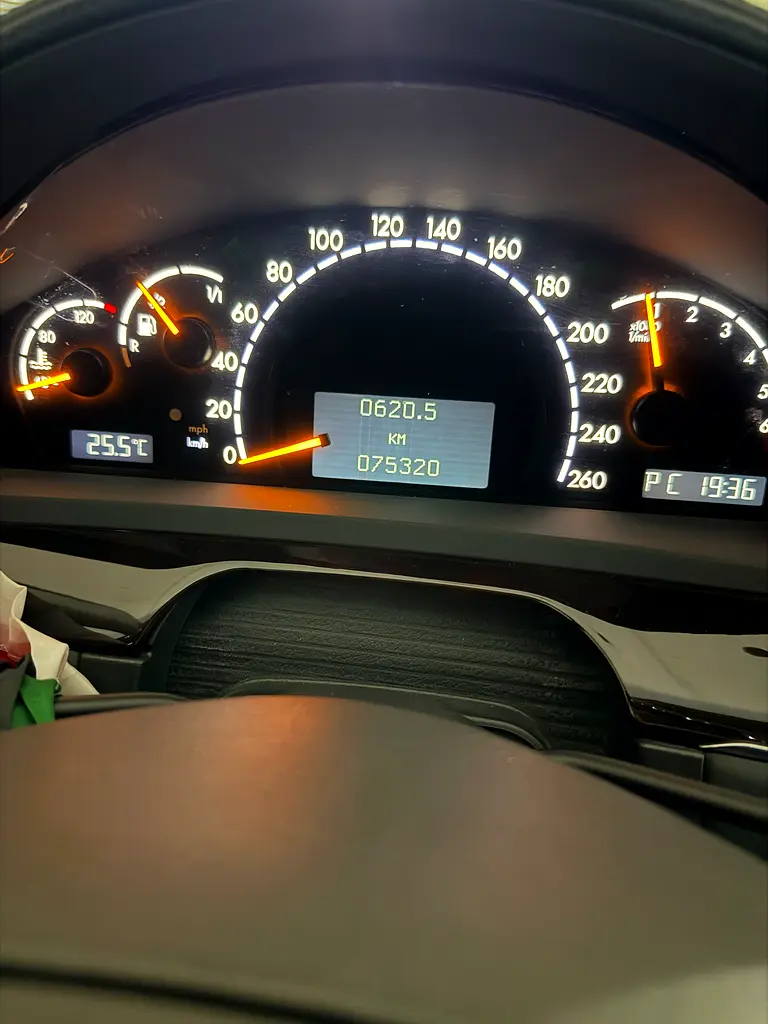 Mercedes-Benz S-Class 2003 — photo 1 of 12