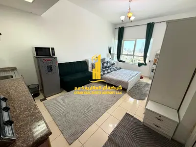 استوديو فاخر ثاني ساكن بمطبخ مفتوح مع بلكونه باطلاله مفتوحه ✨عجمان ابراج الاورينت . للإيجار الشهري.الإيجار يشمل الفواتير والإنترنت
