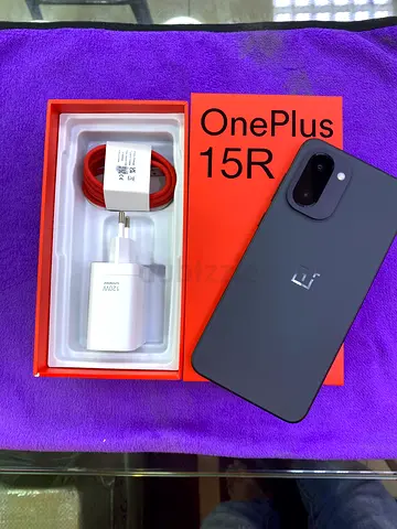 OnePlus 15R with box and charger - Good condition