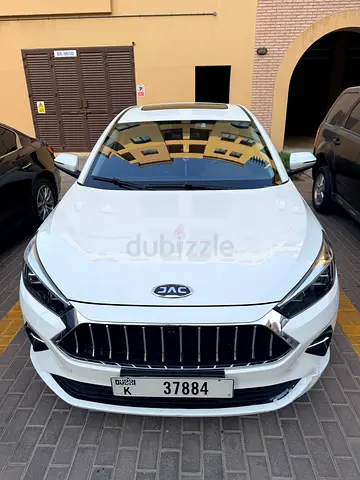 2023 JAC J7 Luxury | GCC Specs | Low Mileage | Warranty
