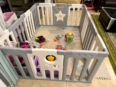 Bumble Bird 14-piece Star Design Baby Safety Playpen - Grey/White