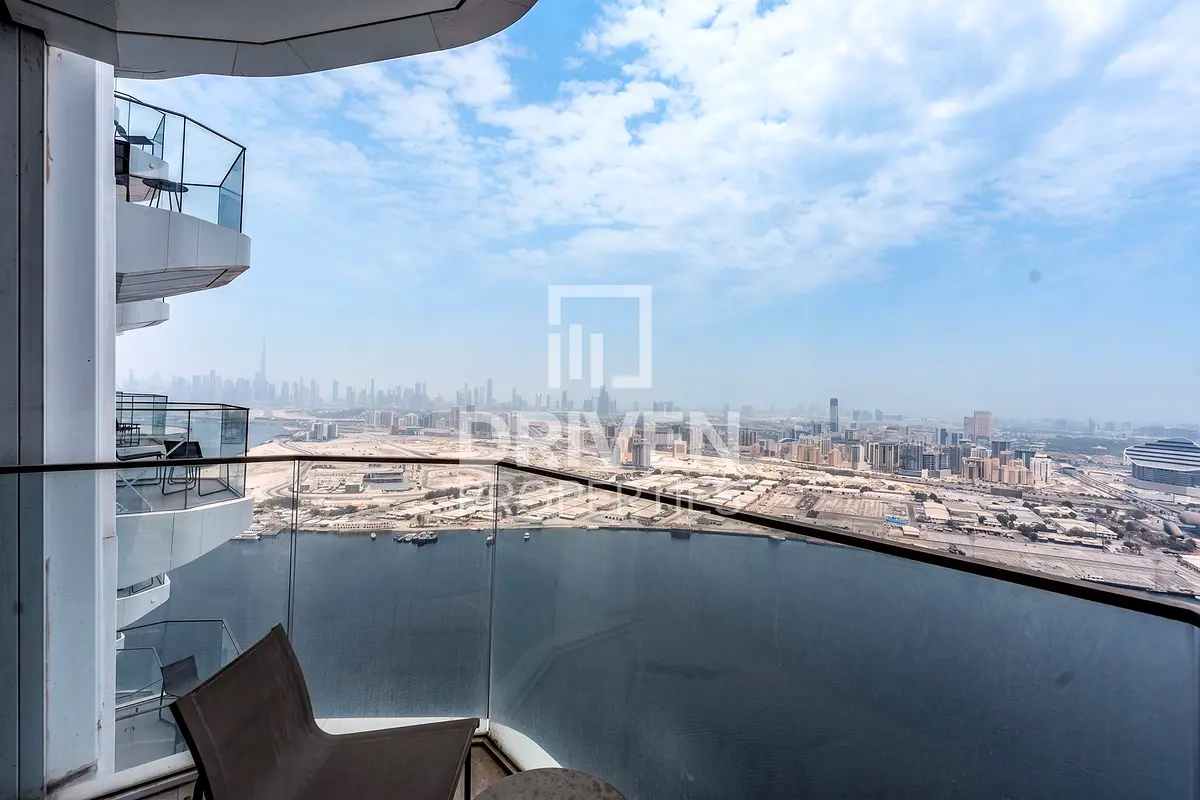 gallery-tour