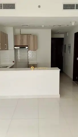 Higher Floor | Unfurnished 1BR | Community View