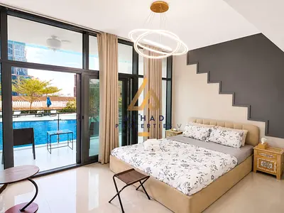 Vacant | Amazing Views | Near Metro
