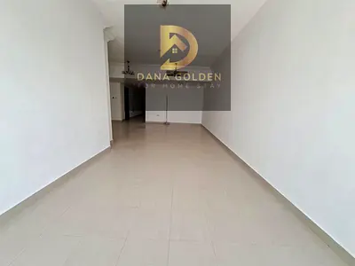 3bhk with gym pool balcony sea view prime location full family building
