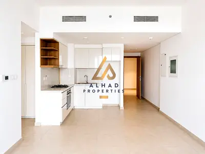 Exclusive | Vacant | High floor | Resale