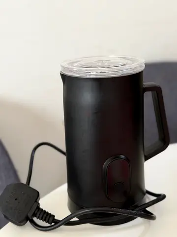 MILK FROTHER
