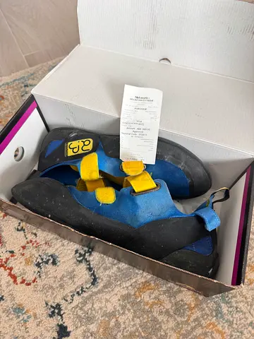 Climbing Shoes - La Sportiva