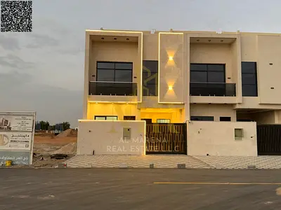 الحليو 2 ارضي اول روف 4 غرف نوم ومجلس وصاله ومطبخ كبير وغرفة خادمة وروف السعر شامل رسوم التسجيل