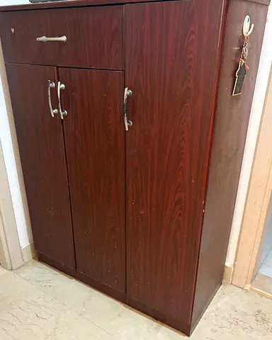 Wooden shoe cabinet / storage cupboard - good condition