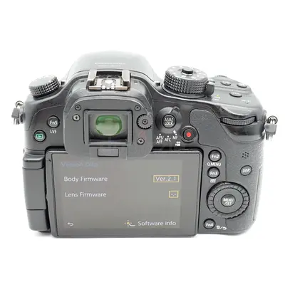 Panasonic Lumix gh4 Mirrorless Camera - with LUMIX G VARIO 14-45mm F3.5-5.6 MEGA OIS