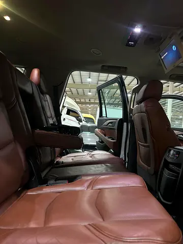 2016 Cadillac ESCALADE 缩略图 10