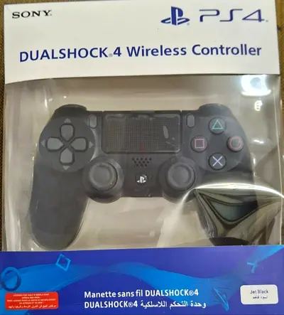 Sony PS4 DualShock 4 Wireless Controller - Jet Black (New in Box)