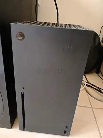 Xbox Series X Bundle - 2 Controllers  Charging Dock