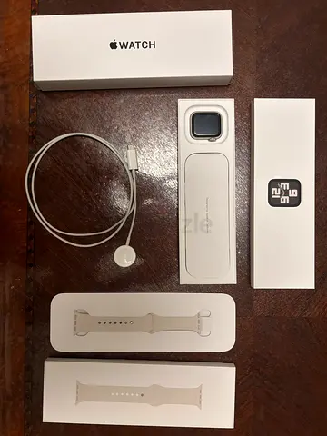 Apple Watch SE (2nd generation) GPS 40mm