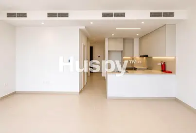 Open Layout I Unfurnished I Close to Amenities