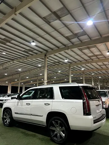 2016 Cadillac ESCALADE 缩略图 5