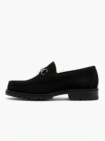 Pristine Gucci Loafers (Suede Nero) – In Original Box