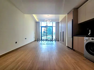 Spacious | Brand New | Chiller Free