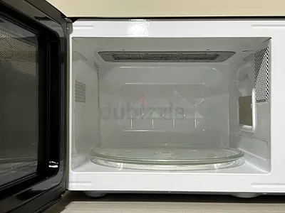 Black Countertop Microwave Oven with Grill