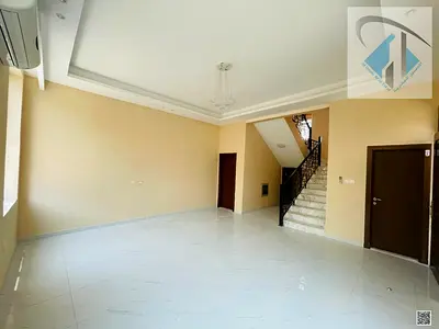 Available for rent at 85,000: 3 bedrooms, a spacious courtyard, and comfortable living areas.