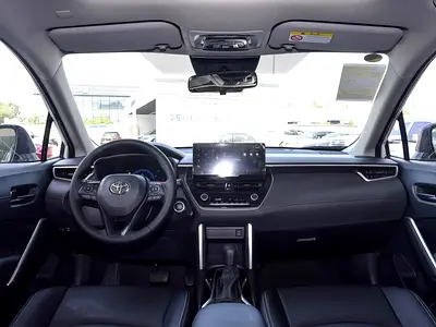 2026 Toyota COROLLA CROSS 照片 5