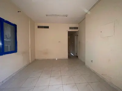 Spacious and 1bhk in butina central ac and gas family building near to school in butina